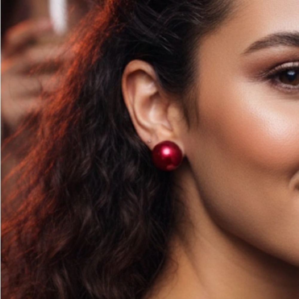 Pearl Stud Earrings Red - Picture 3 of 5